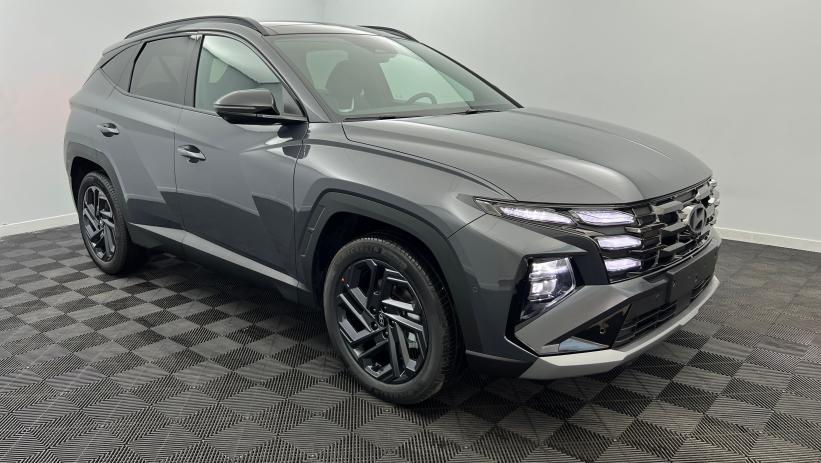 Aperçu du véhicule : 1.6 T-GDI 239 Hybrid BVA6 Executive Ecotronic Gray avec 1160€ d'équipements inclus