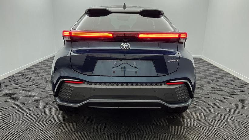 Aperçu du véhicule : Hybride Rechargeable 225 Collection Premiere Bleu Persan - Toit et arrière Noir