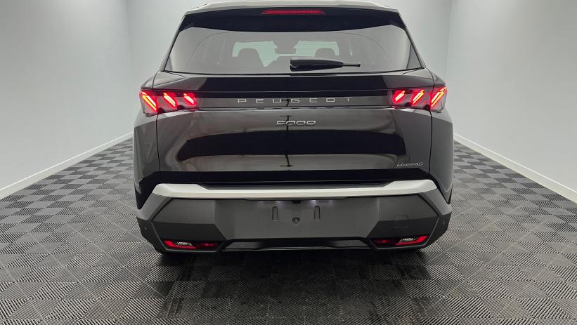 Aperçu du véhicule : Hybrid 145 e-DCS6 GT Exclusive Noir Perla Nera avec 2450€ d'équipements inclus