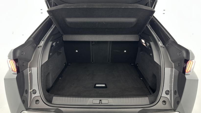 Aperçu du véhicule :  III 1.2 Hybrid 145ch Allure e-DCS6
