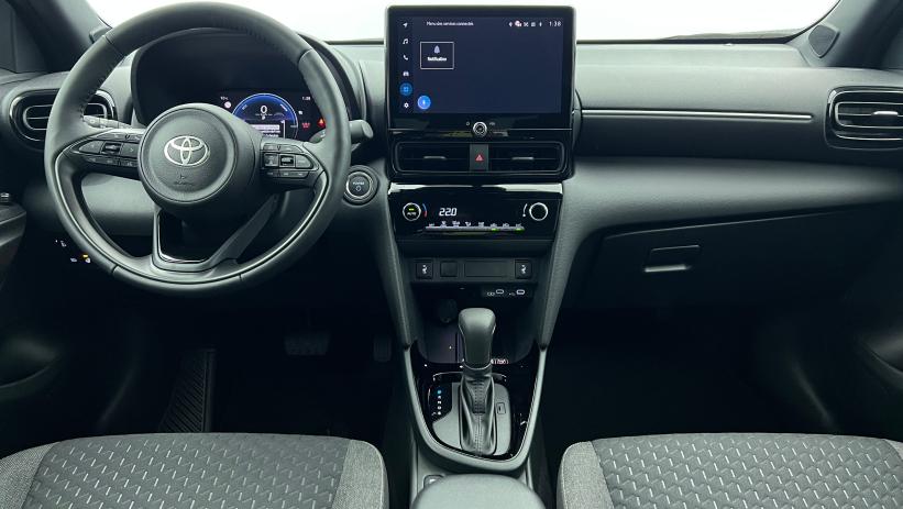 Aperçu du véhicule : Hybride 130ch 2WD Design Gris Atlas avec 2100€ d'équipements inclus