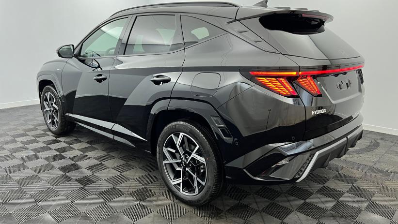 Aperçu du véhicule : 1.6 T-GDI 239 Hybrid BVA6 N Line Executive Abyss Black avec 1450€ d'équipements inclus