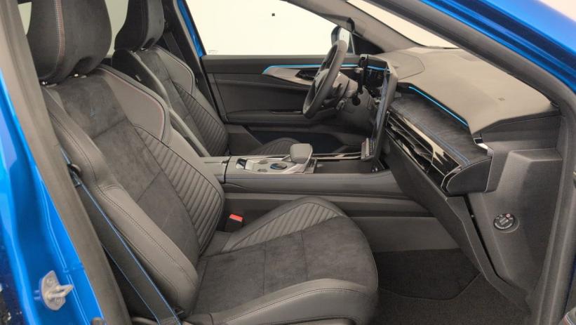 Aperçu du véhicule : E-Tech full hybrid 200ch esprit Alpine