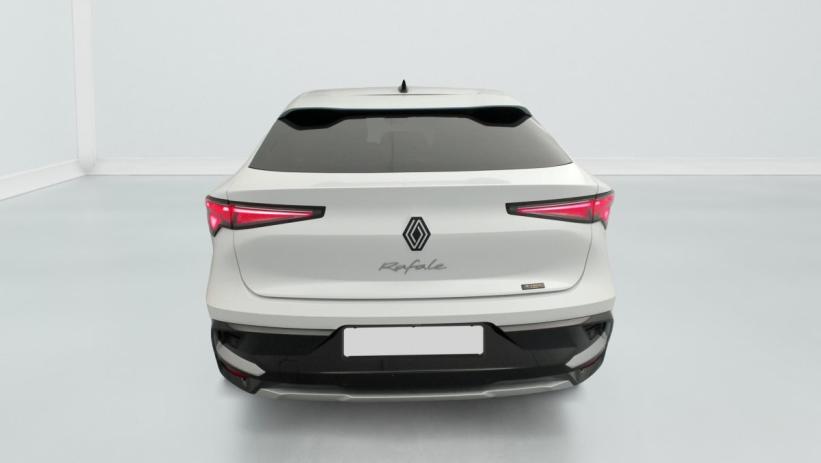 Aperçu du véhicule : E-Tech full hybrid 200ch Techno