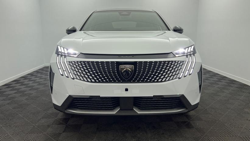 Aperçu du véhicule : Hybrid 145 e-DCS6 GT Exclusive Blanc Okénite avec 3650€ d'équipements inclus