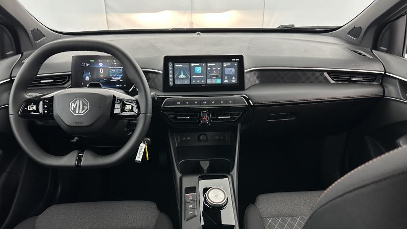 Aperçu du véhicule : 1.5 L Hybrid+ 195ch Standard