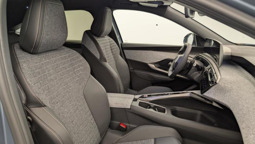 Aperçu du véhicule : Hybrid 145 e-DCS6 Allure