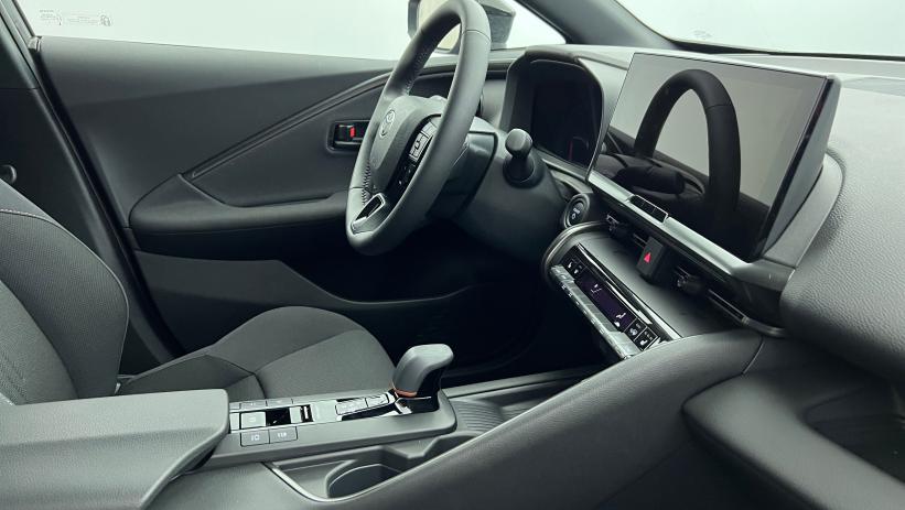 Aperçu du véhicule : Hybride Rechargeable 225 Design Gris Minéral - Toit Noir avec 2360€ d'équipements inclus