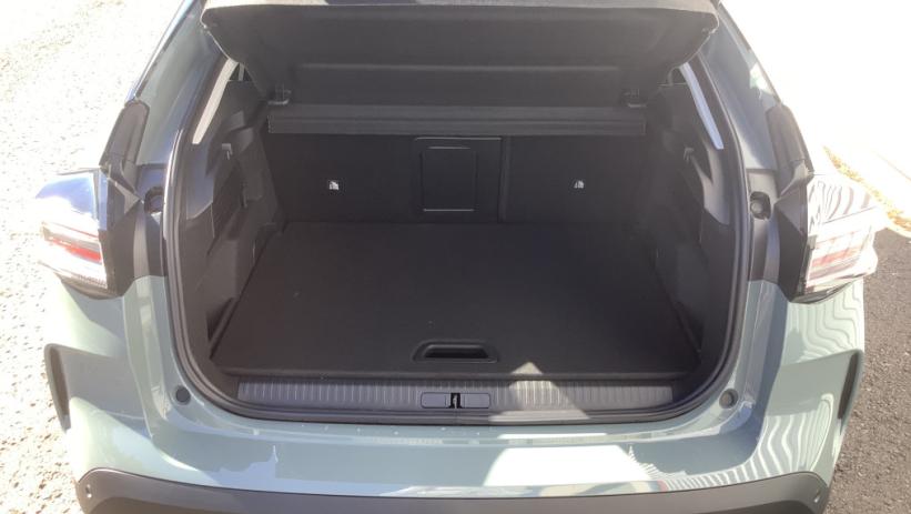 Aperçu du véhicule : C4 Hybride 145 e-DCS6 Max