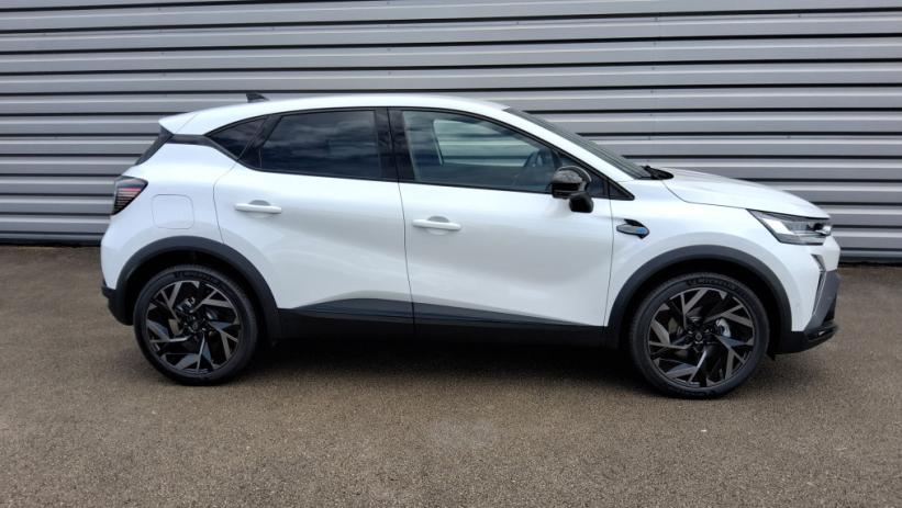 Aperçu du véhicule : CAPTUR E-Tech full hybrid 160 ch esprit Alpine