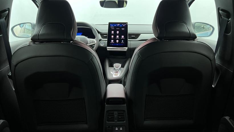 Aperçu du véhicule : E-Tech full hybrid 145 Techno Bleu Mercure avec 1850€ d'équipements inclus