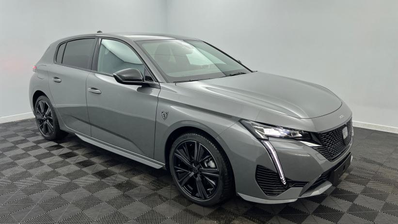 Aperçu du véhicule : BlueHDi 130ch S&S EAT8 GT Gris Selenium avec 4500€ d'équipements inclus