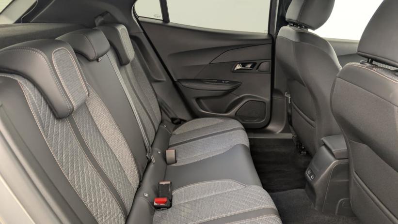 Aperçu du véhicule : 100 S S BVM6 Allure