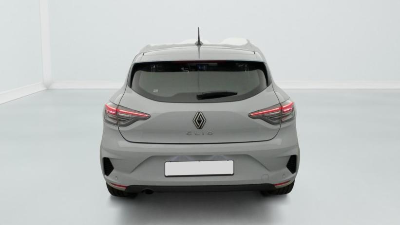 Aperçu du véhicule : BLUE DCI 100 CH GSR2 EVOLUTION