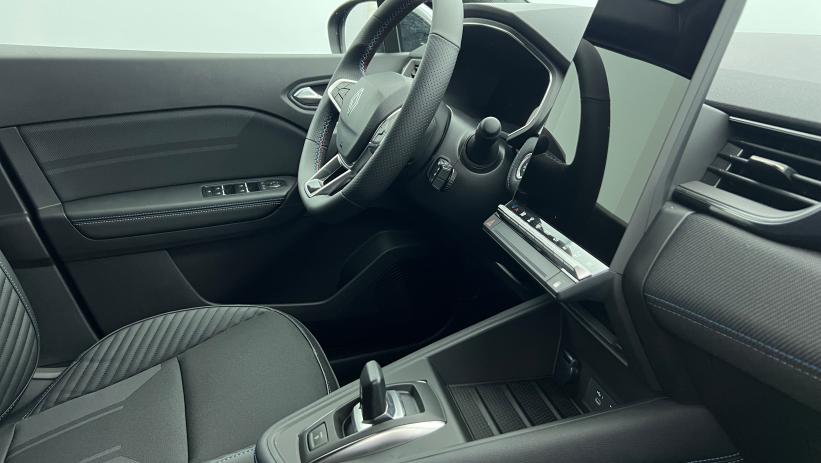 Aperçu du véhicule : E-Tech full hybrid 160 ch esprit Alpine Bleu Iron - Toit Noir Etoilé avec 2100€ d'équipements inclus