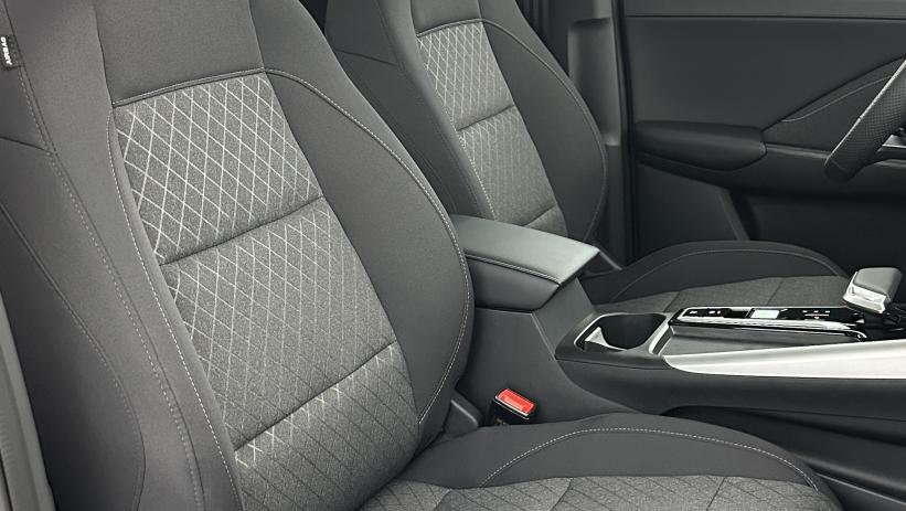 Aperçu du véhicule : 1.5 Hybrid+ 197ch Comfort