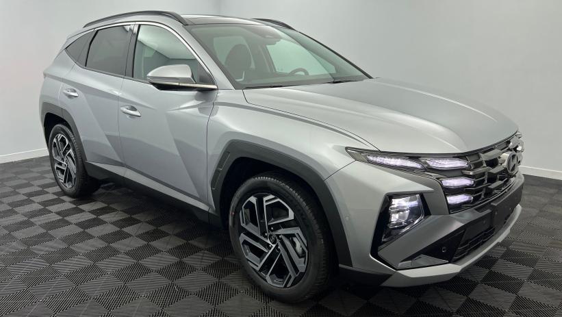 Aperçu du véhicule : 1.6 T-GDI 239 Hybrid BVA6 Executive Shimmering Silver avec 1680€ d'équipements inclus