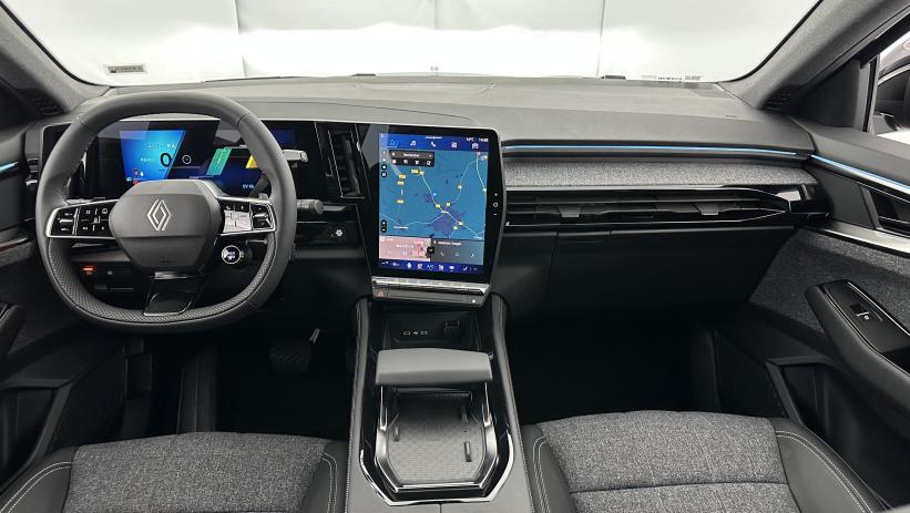 Aperçu du véhicule : VI E-Tech full hybrid 200ch Techno