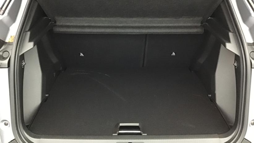 Aperçu du véhicule : 2008 Hybrid 145 e-DCS6 GT