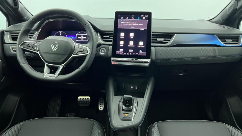 Aperçu du véhicule : E-Tech full hybrid 160 ch esprit Alpine Gris Cassiopée - Toit Noir Etoilé avec 2150€ d'équipements inclus