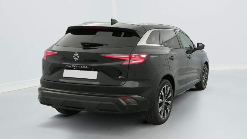 Aperçu du véhicule : full hybrid E-Tech 200 ch Techno