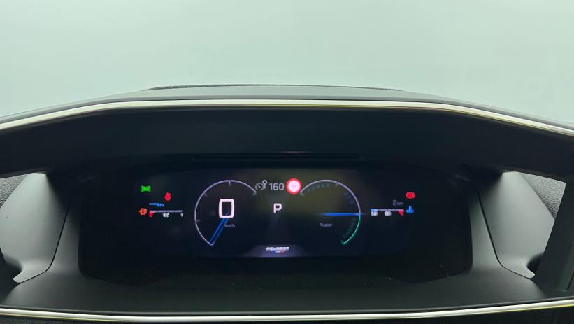 Aperçu du véhicule : Hybrid 110 e-DCS6 GT Noir Perla Nera avec 1350€ d'équipements inclus