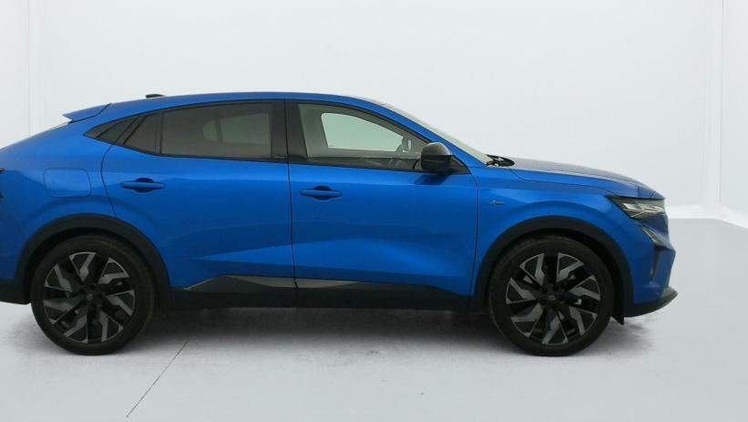 Aperçu du véhicule : hyper hybrid E-Tech 4x4 300 esprit Alpine