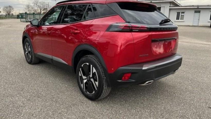 Aperçu du véhicule : Hybrid 136 e-DCS6 Allure