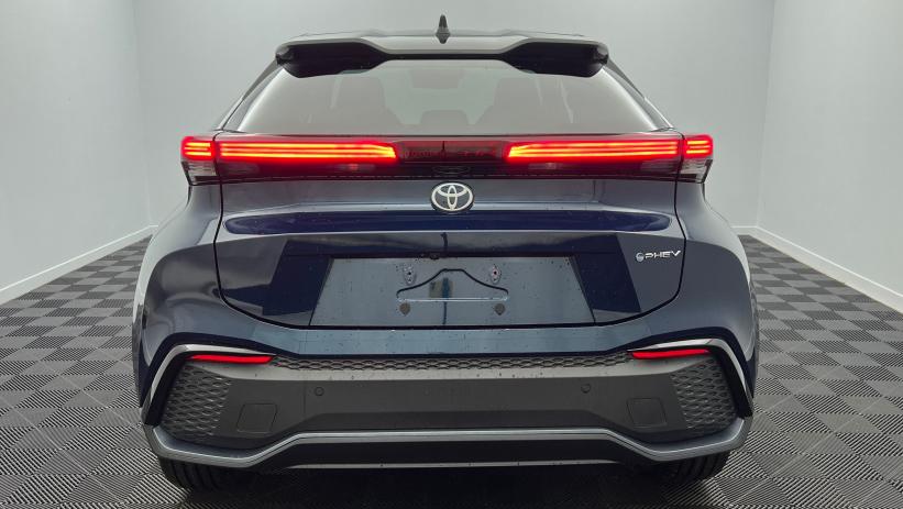 Aperçu du véhicule : Hybride Rechargeable 225 Collection Bleu Persan - Toit Noir avec 3700€ d'équipements inclus