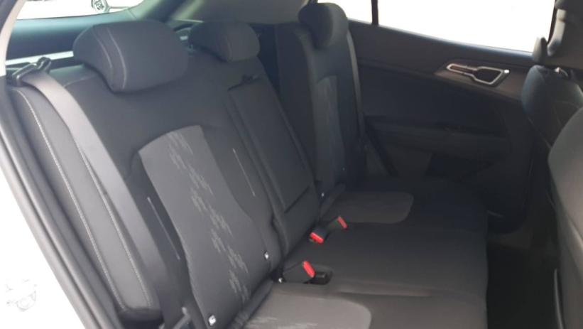 Aperçu du véhicule : HYBRIDE 239 CH BVA6 ACTIVE