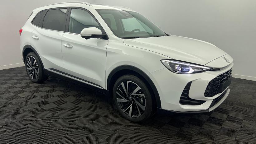 Aperçu du véhicule : 1.5 L Hybrid+ 197 ch Toit panoramique ouvrant Luxury Dover White