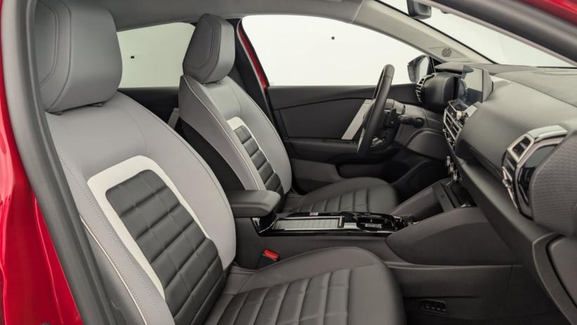 Aperçu du véhicule : Hybride 136 e-DCS6 Max