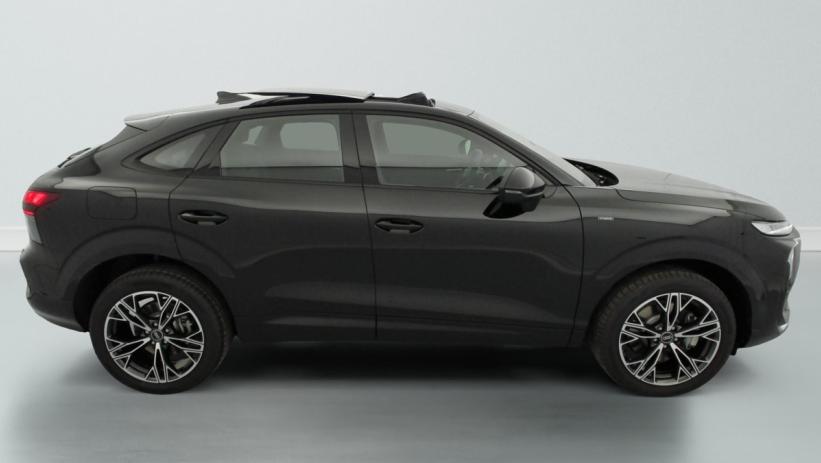 Aperçu du véhicule : E-HYBRID 272 CH S TRONIC 6 S LINE