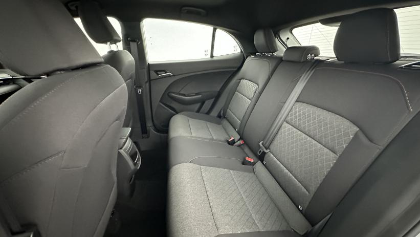 Aperçu du véhicule : 1.5 L Hybrid+ 195ch Standard