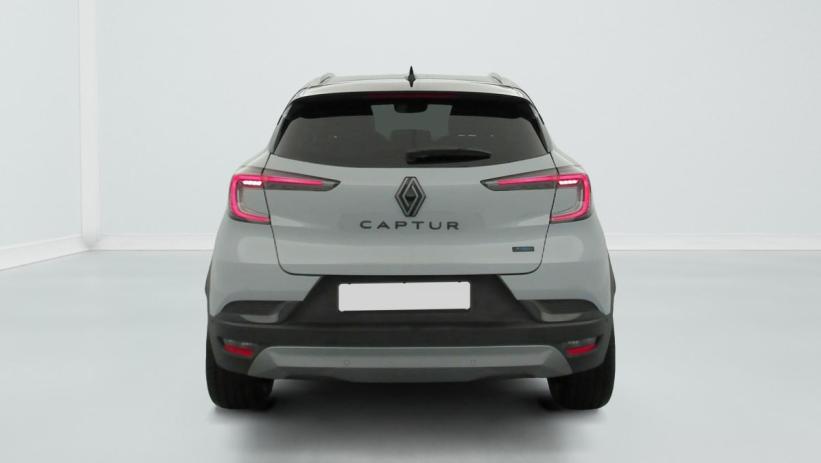 Aperçu du véhicule : E-Tech full hybrid 160 ch esprit Alpine